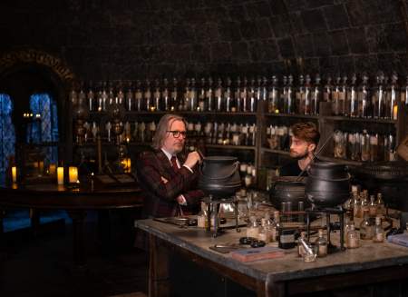 Garri Potterning 20 yilligi: Xogvartsga qaytish